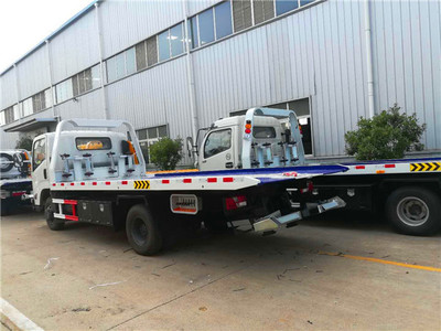 玉溪市江鈴道路清障車(chē) 專業(yè)銷售與周到服務(wù)的一站式解決方案